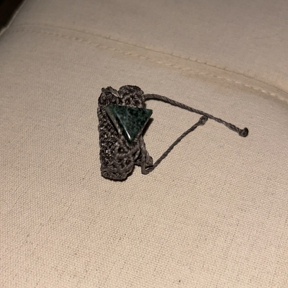 Handmade Triangle Jade Stone Macrame Adjustable Bracelet - Picture 6 of 8